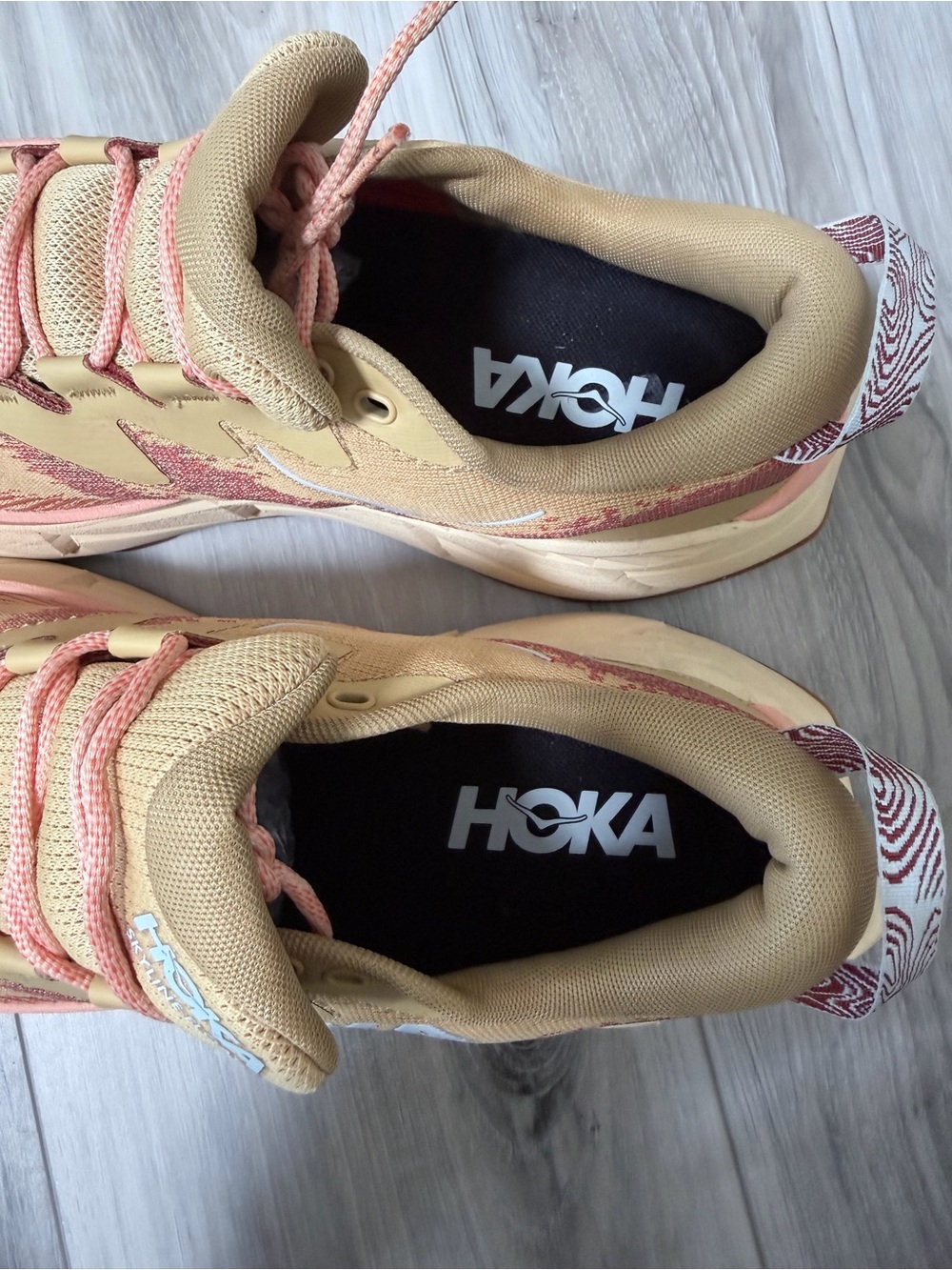 HOKA Skyline-Float X Women’s Size 9 Tan Pink Trail Hiking Shoes Vibram - Picture 10 of 12